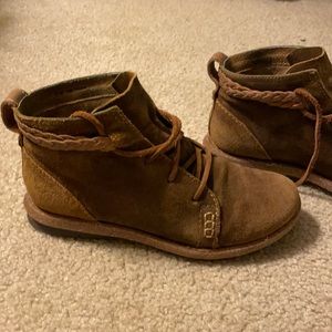 Born Temple Boots Booties